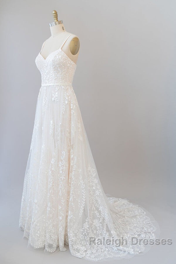 Chic Long A Line Sweetheart Spaghetti Strap Appliques Tulle Wedding Dresses