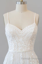 Chic Long A Line Sweetheart Spaghetti Strap Appliques Tulle Wedding Dresses