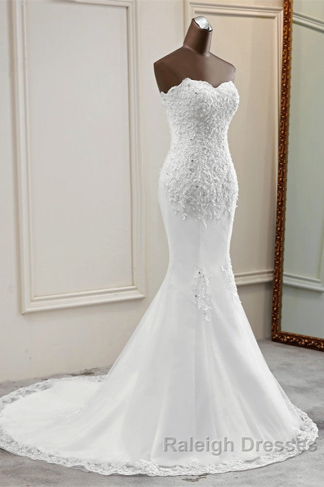 Chic Long Mermaid Strapless Lace Appliques Wedding Dress Secondary image