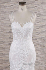 Chic Long Mermaid Sweetheart Spaghetti Strap Appliques Lace Wedding Dress