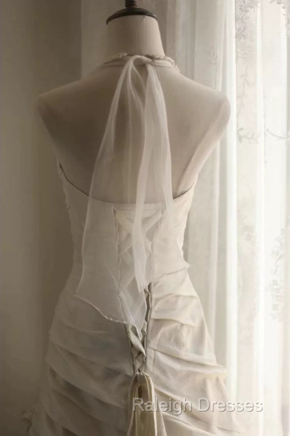 Chic Mermaid Halter Satin Ivory Long Wedding Dresses Bridal Dress
