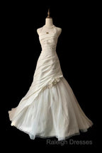Chic Mermaid Halter Satin Ivory Long Wedding Dresses Bridal Dress