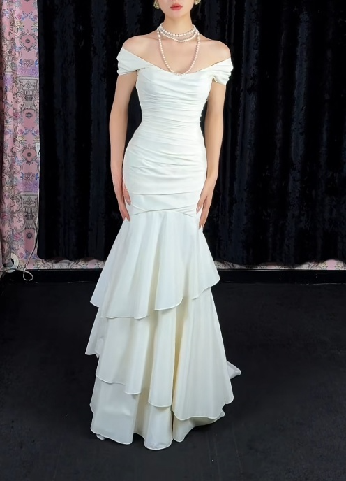 Chic Mermaid White Bridal Shower Dress Chiffon Off-Shoulder Long Prom Dress Secondary image