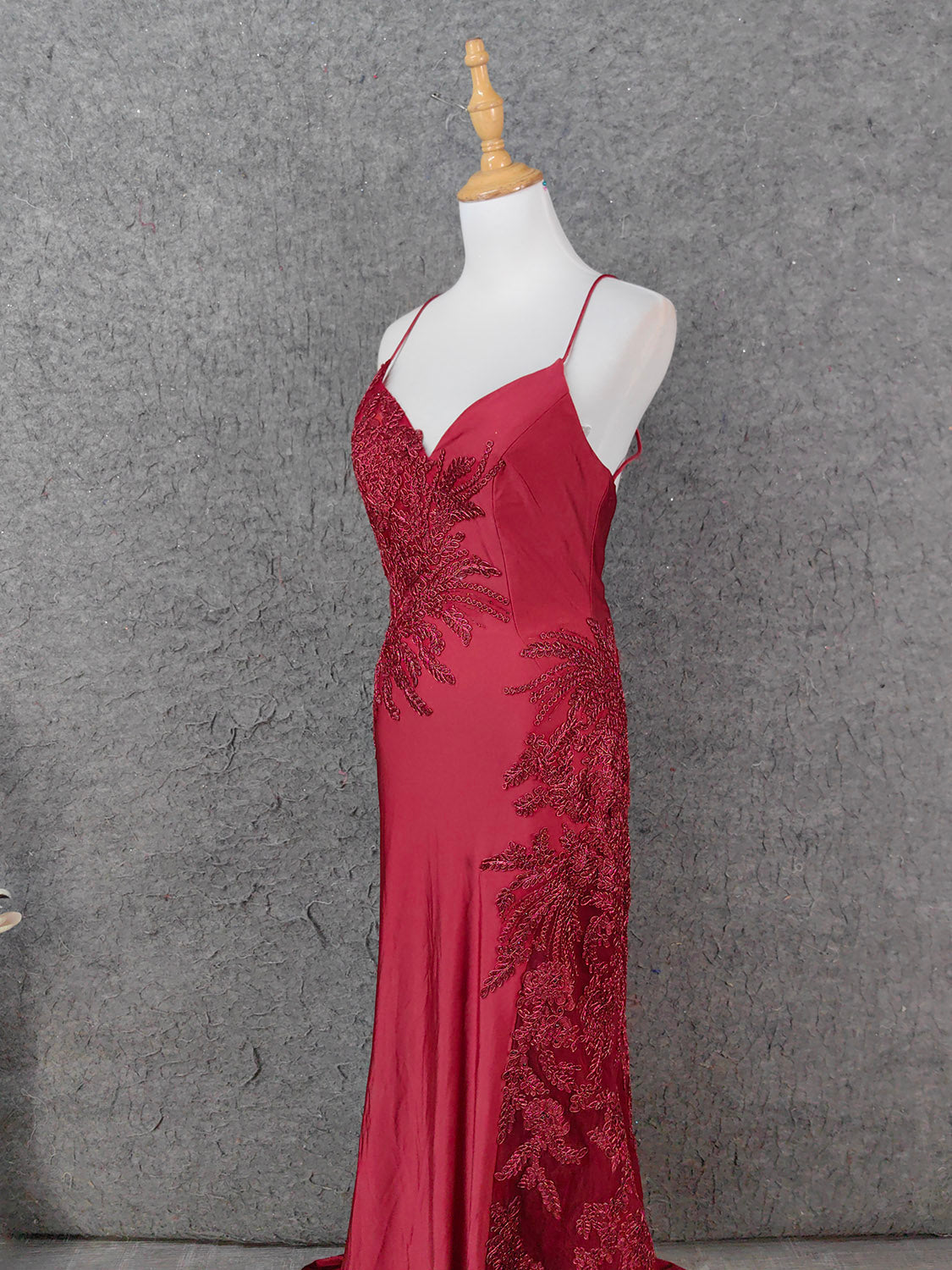 Classic Burgundy Mermaid Spaghetti Strap V-Neck Embroidered Satin Long Formal Prom Dress