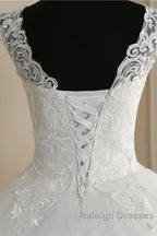 Classic White V neck Sleeveless Ball Gown Lace Wedding Dresses