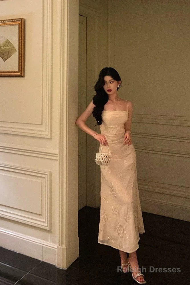 Classy A Line Spaghetti Straps Floral Lace Ivory Prom Dresses Birthday Outfits Evening Gown Main image