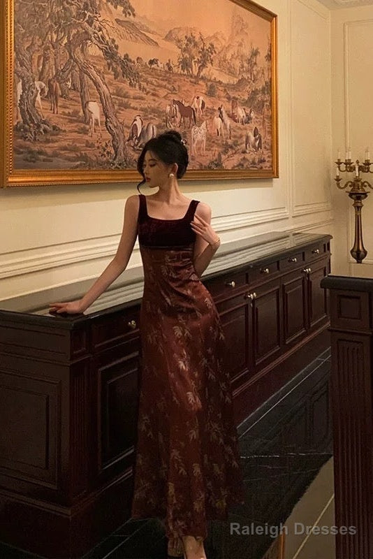 Classy A Line Straps Burgundy Velvet Floral Prom Dresses Birthday Outfits Evening Gown