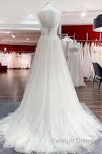 Classy Long A Line Tulle V Neck Sleeveless Lace Wedding Dresses