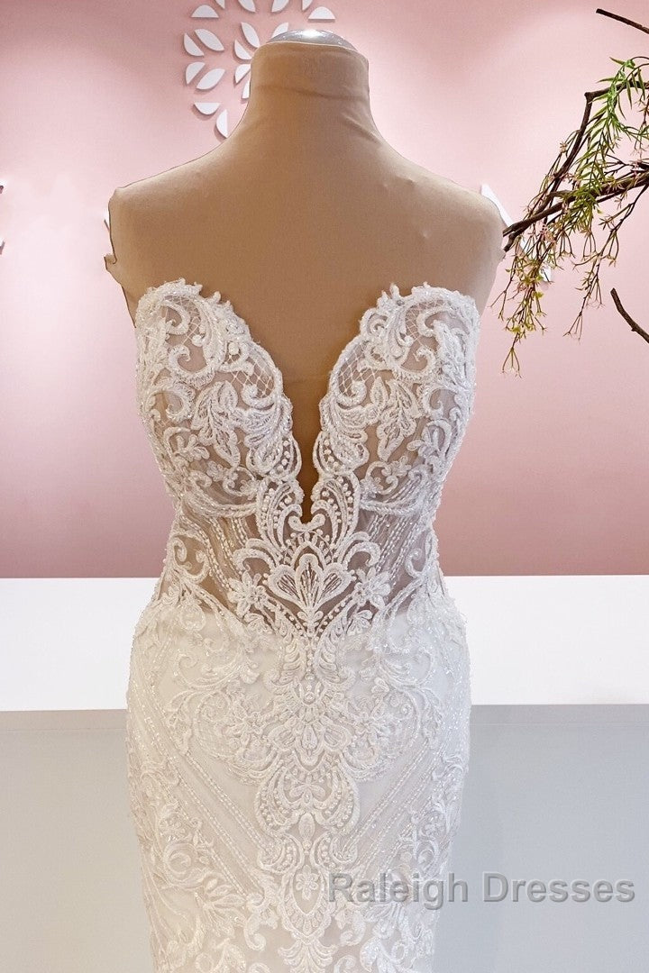 Classy Long Sweetheart Backless Mermaid Wedding Dresses With Appliques Lace Secondary image
