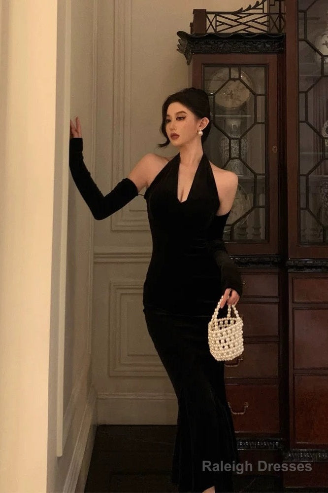 Classy Mermaid Halter Neckline Ruffles Black Velvet Prom Dresses Birthday Outfits Evening Gown