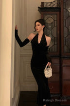 Classy Mermaid Halter Neckline Ruffles Black Velvet Prom Dress Birthday Outfits Prom Gowns