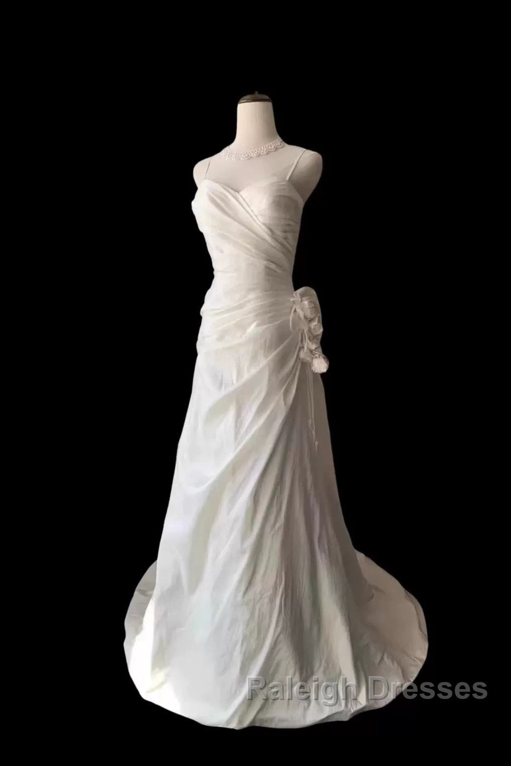 Classy Mermaid Spaghetti Straps White Satin Long Wedding Dress Bridal Dresses