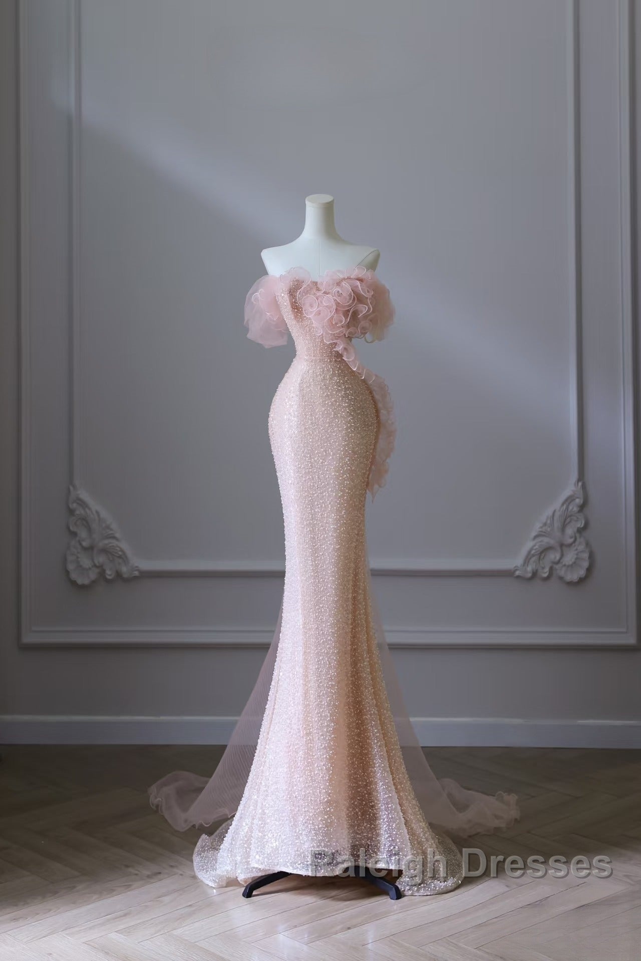 Classy Mermaid Strapless Pink Sequin Long Evening Dress Prom Dresses