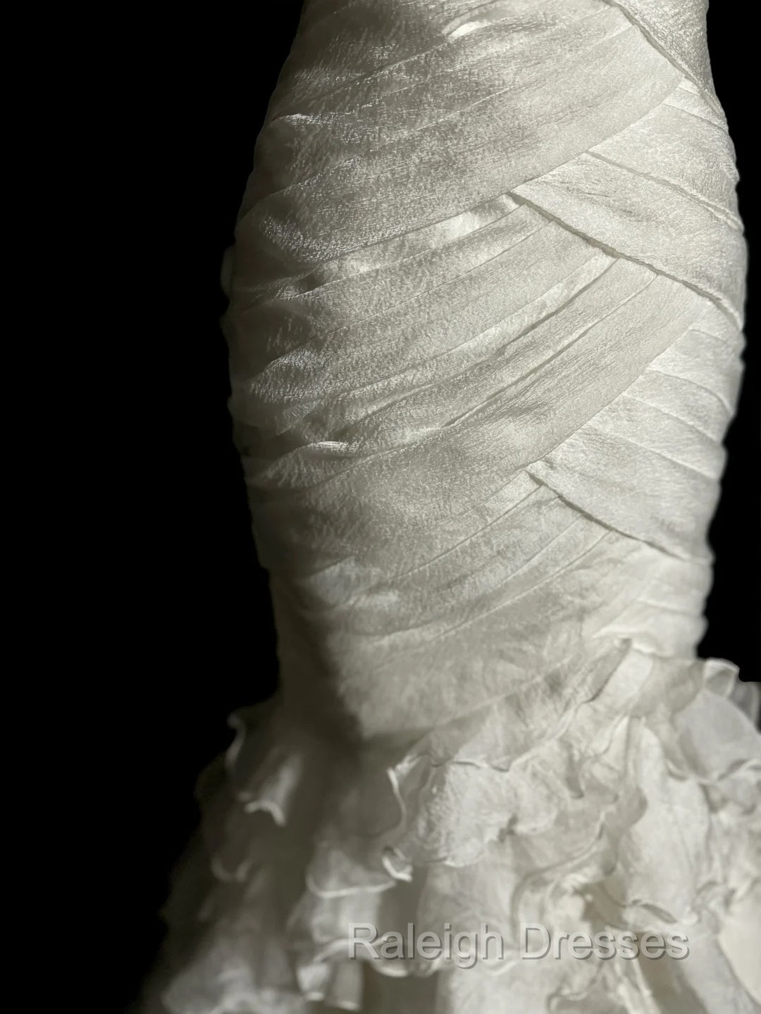 Classy Mermaid Sweetheart Tulle Ivory Long Wedding Dress Bridal Dresses