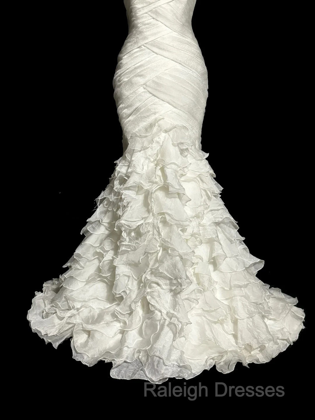 Classy Mermaid Sweetheart Tulle Ivory Long Wedding Dress Bridal Dresses