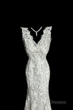 Classy Mermaid V Neckline Lace Ivory Long Wedding Dress Bridal Dresses