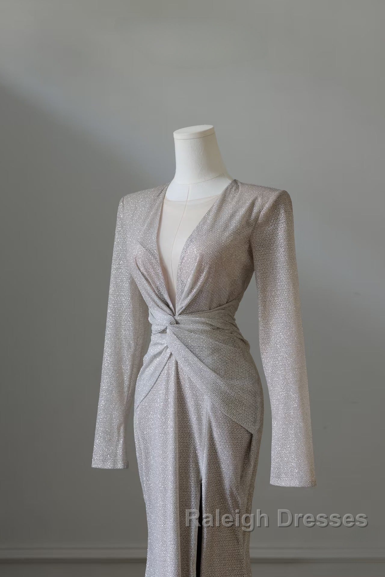 Classy Mermaid V Neckline Long Sleeves Sequin Ruffles Long Evening Dress Prom Dresses