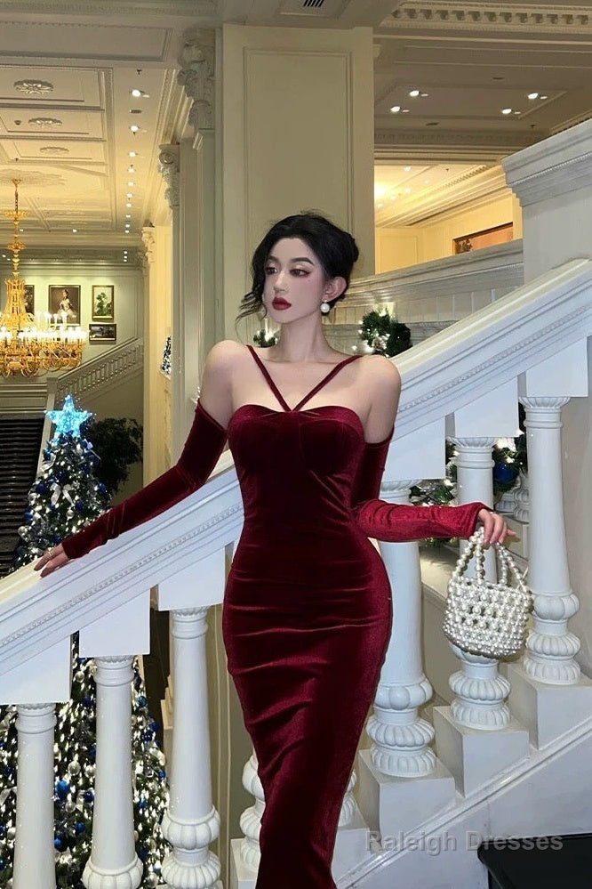 Classy Sheath Halter Neckline Burgundy Velvet Prom Dresses Birthday Outfits Evening Gown