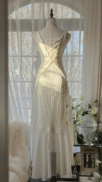 Clean And Elegant White V-Neck Lace Beaded Mermaid Long Formal Prom Dress