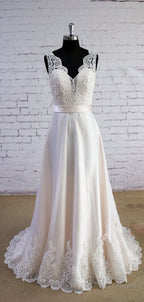 Column Sleeveless Special Wheat Color  V-Neck V-Back High Waist Lace Sweep Trailing Wedding Dresses,