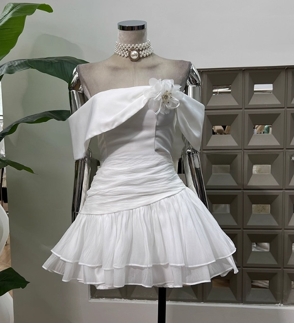 Cute A-Line Off The Shoulder White Chiffon Summer Homecoming Dresses Hoco Dresses Mini 16Th Birthday Outfit Cocktail Dress