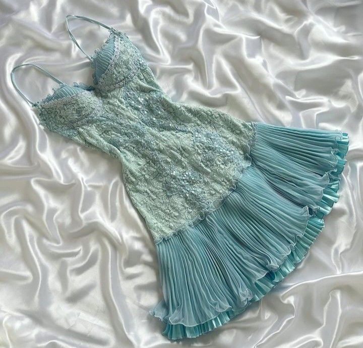 Barbie Raquel A-Line Spaghetti Straps Green Lace Short Outfit Homecoming Dresses