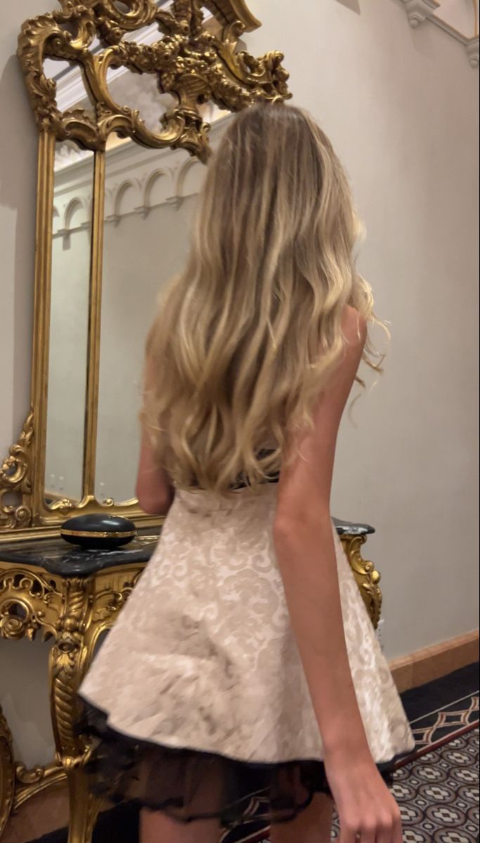 Cute A-Line Strapless Satin Champagne Mini Short Prom 8Th Grade Homecoming Dress Summer Middle School Hoco Dresses 18Th Birthday Outfits