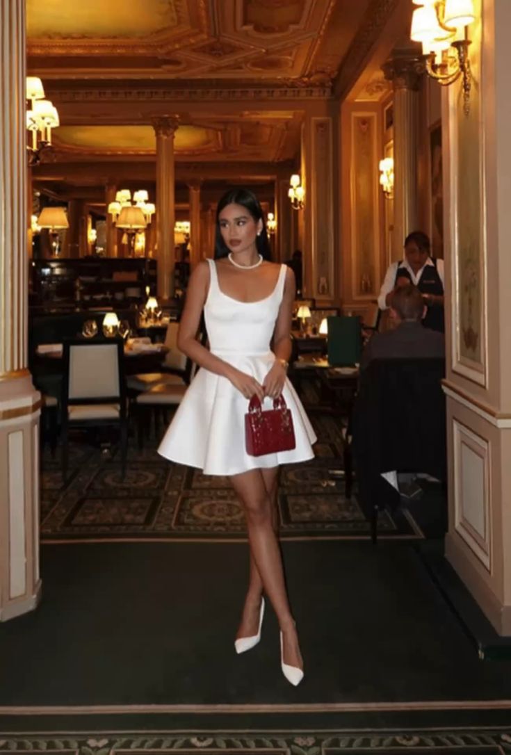 Cute A-Line White Straps Homecoming Dresses 18Th Birthday Outfits Main image