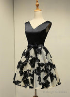 Cute Black Knee Length Lace Homecoming Dresses Prom Dresses