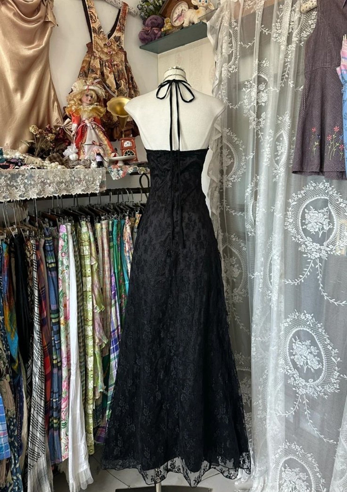 Cute Black Lace V-Neckline A-Line Halter Prom Dresses Black Charming Style Prom Dresses