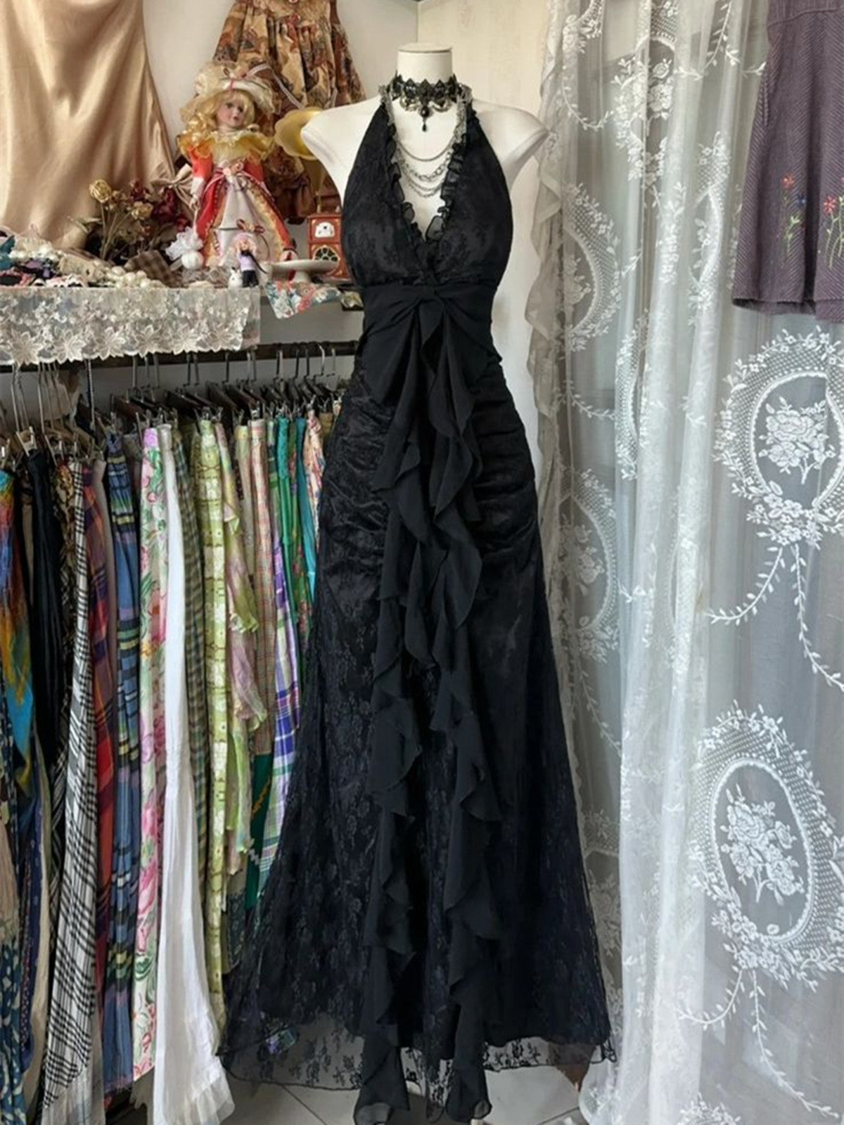 Cute Black Lace V-Neckline A-Line Halter Prom Dresses Black Charming Style Prom Dresses Main image