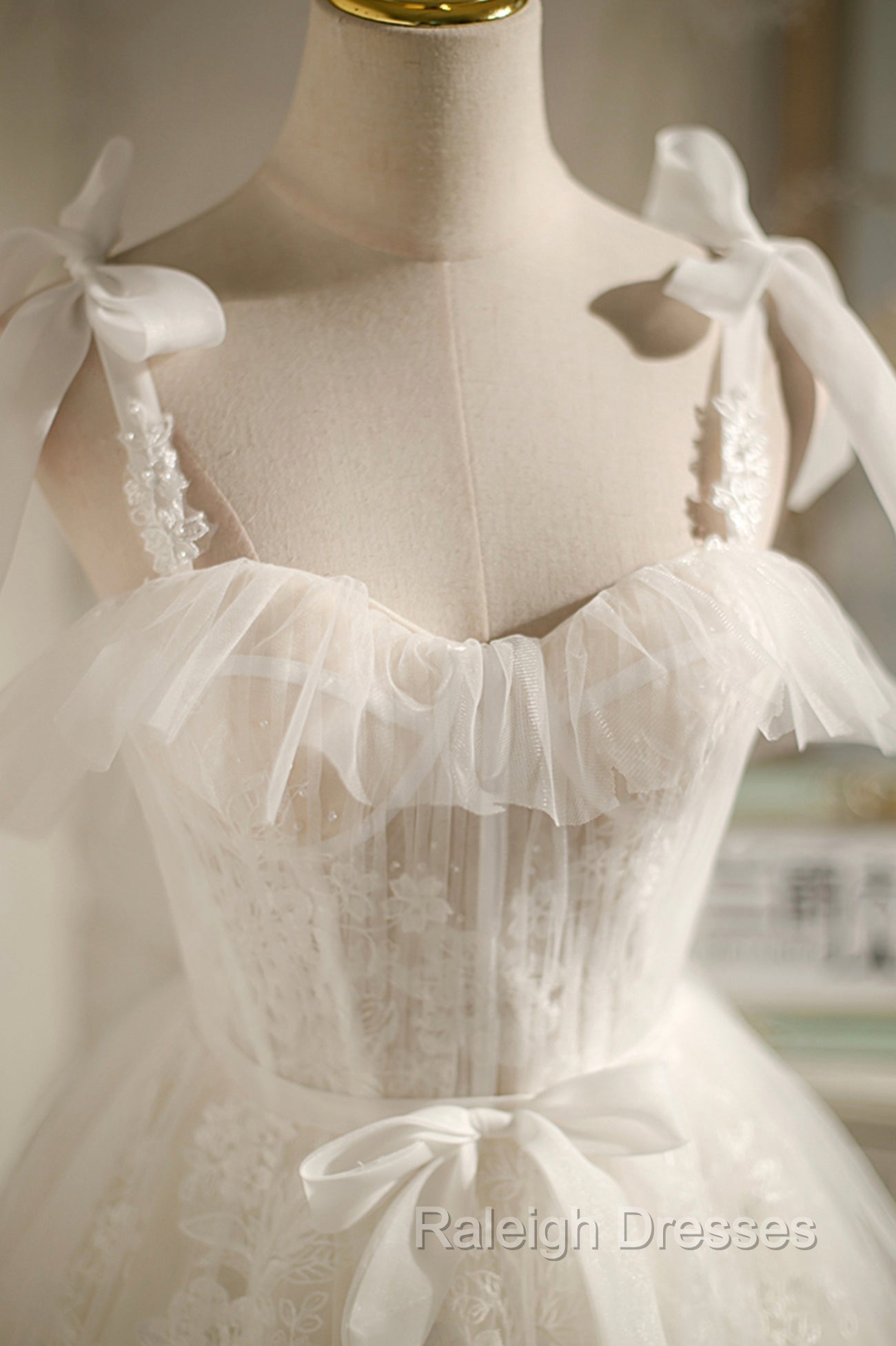 Cute Lace Short Prom Dress, A-Line Homecoming Party Dress Secondary image