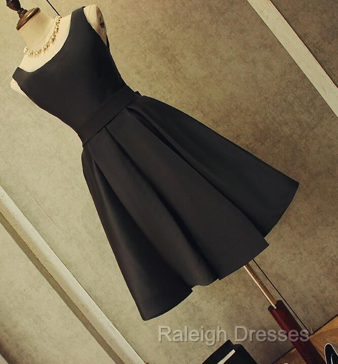 Cute Short Black Satin Knee Length Homecoming Dresses Black Prom Dresses Secondary image