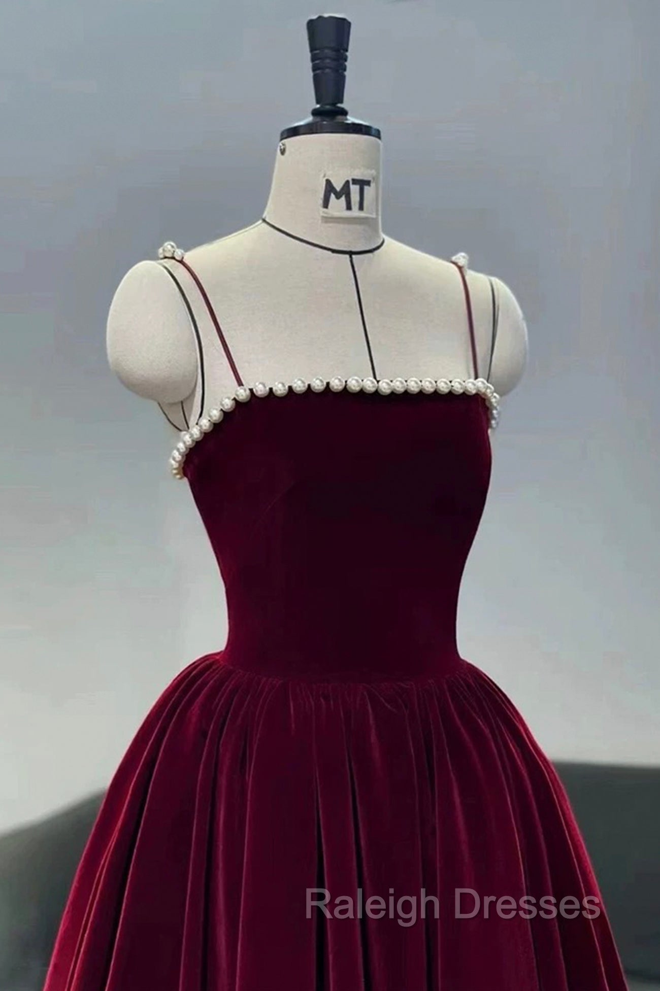 Cute Spaghetti Straps Velvet Short Prom Dress, A Line Homecoming Prom Dress Secondary image