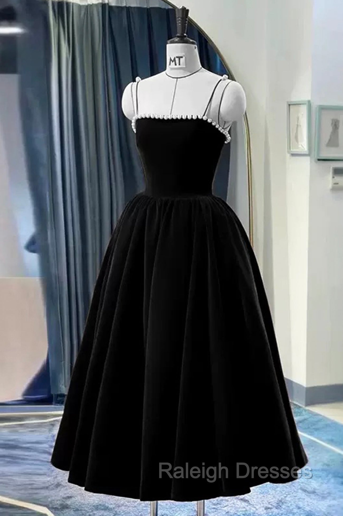 Cute Spaghetti Straps Velvet Short Prom Dress, A Line Homecoming Prom Dress Main image