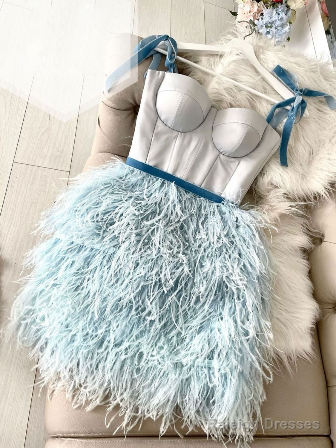 Cute Sweetheart Feather Short Prom Dresses Unique Homecoming Dresses