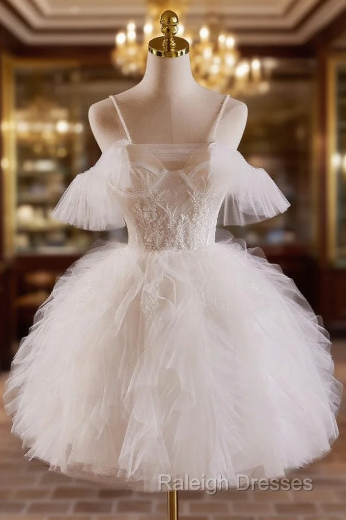 Cute Tulle Lace Light Champagne Short Prom Dresses Cut Homecoming Dresses Main image