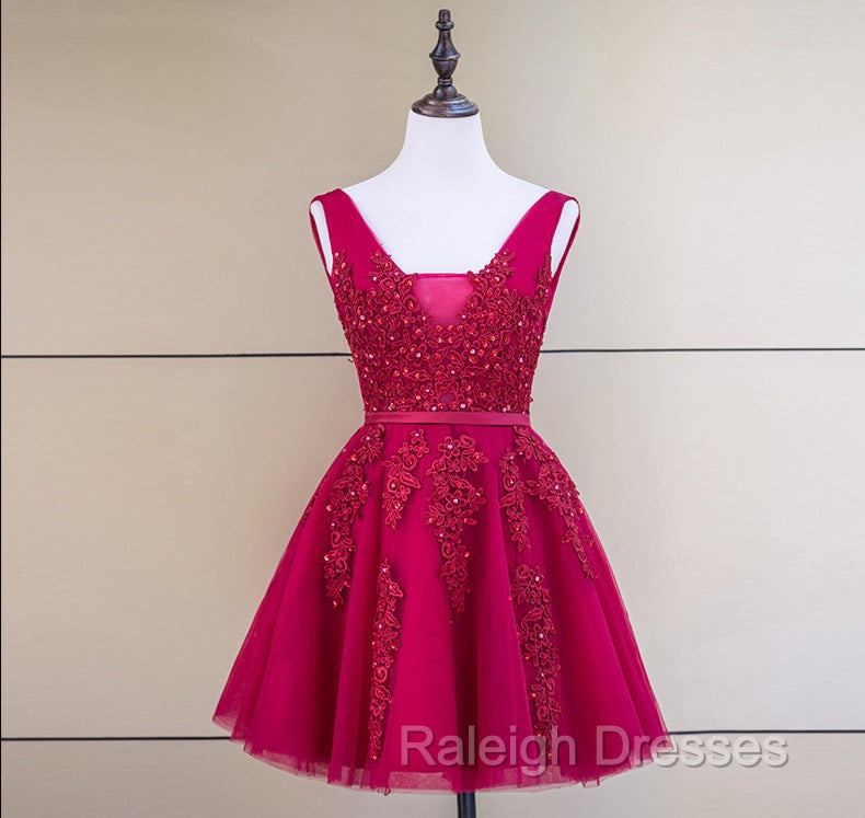 Cute Tulle V-neckline Beaded Short Prom Dress, Homecoming Dresses 2026