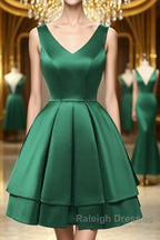 Cute V Neck and V Back Layered Green Short Prom Dresses Short Green Homecoming Dresses Green Prom Dresses