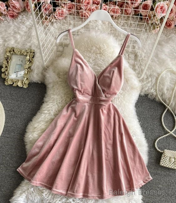 Cute Velvet Short Dresses A-Line Mini Dresses Homecoming Dress