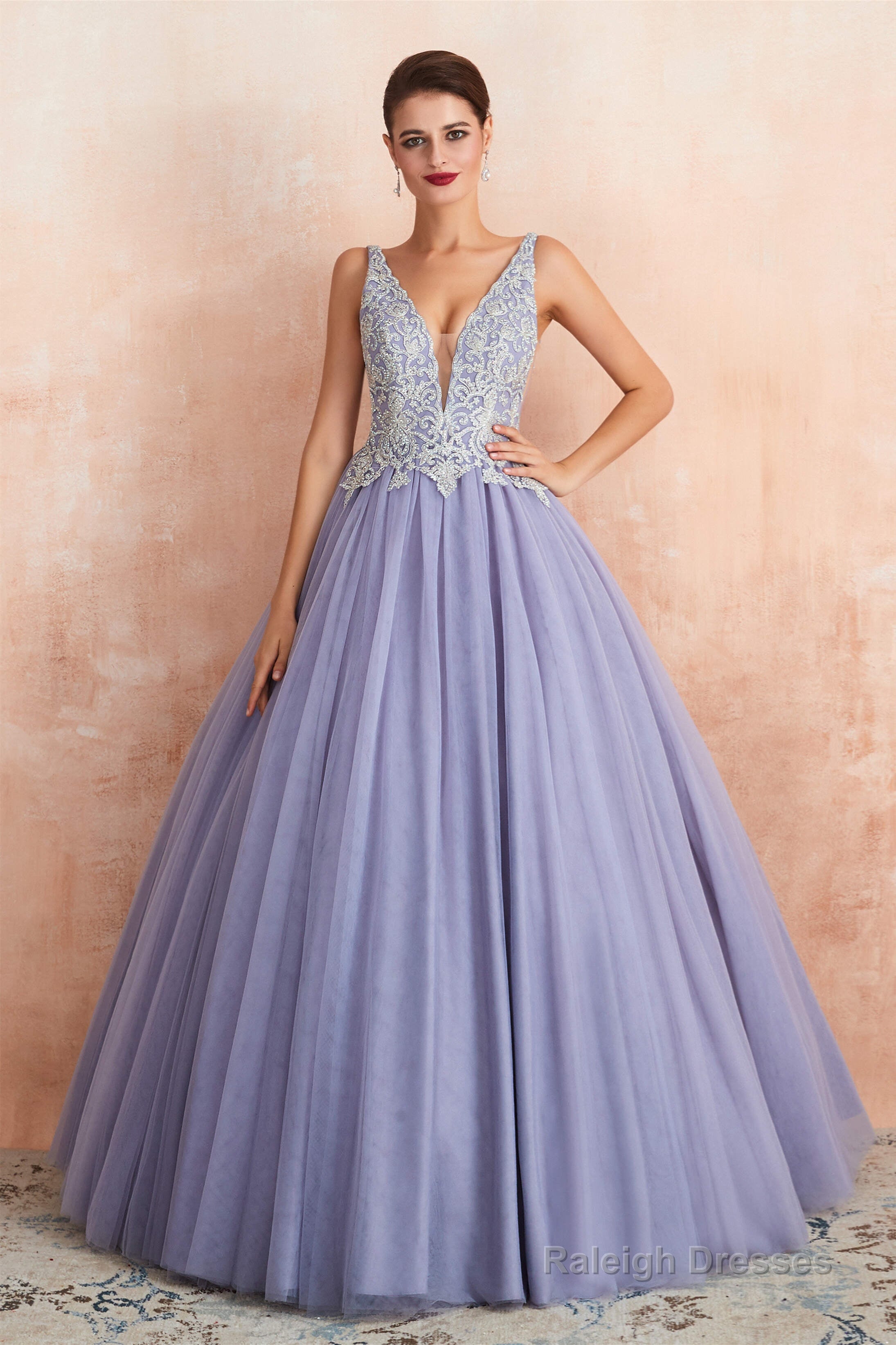 Deep V Neck Beaded Tulle Lavender Prom Dresses Secondary image