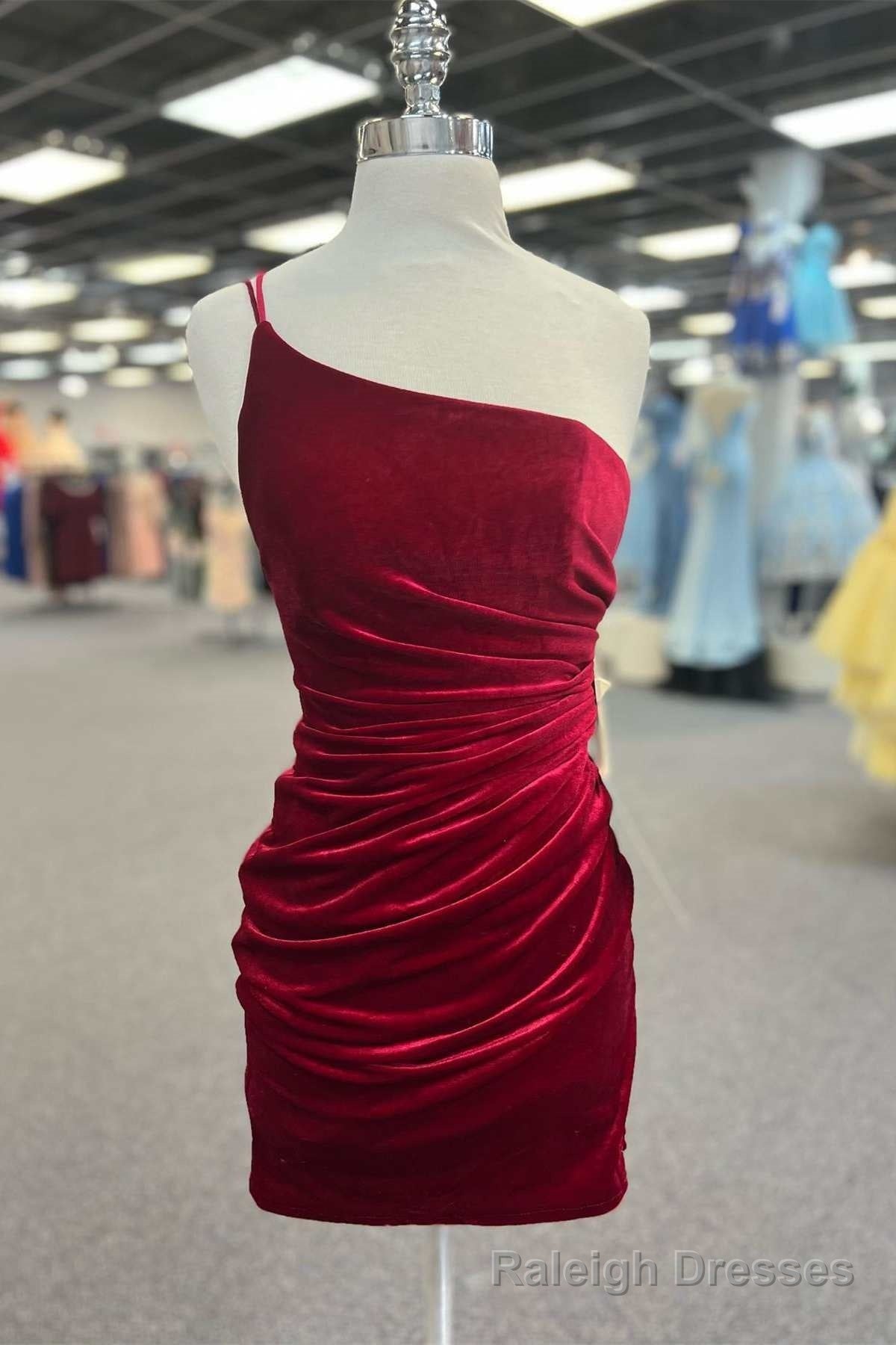 Double Straps Red Velvet Pleated Bodycon Homecoming Dress – Raleigh Dresses