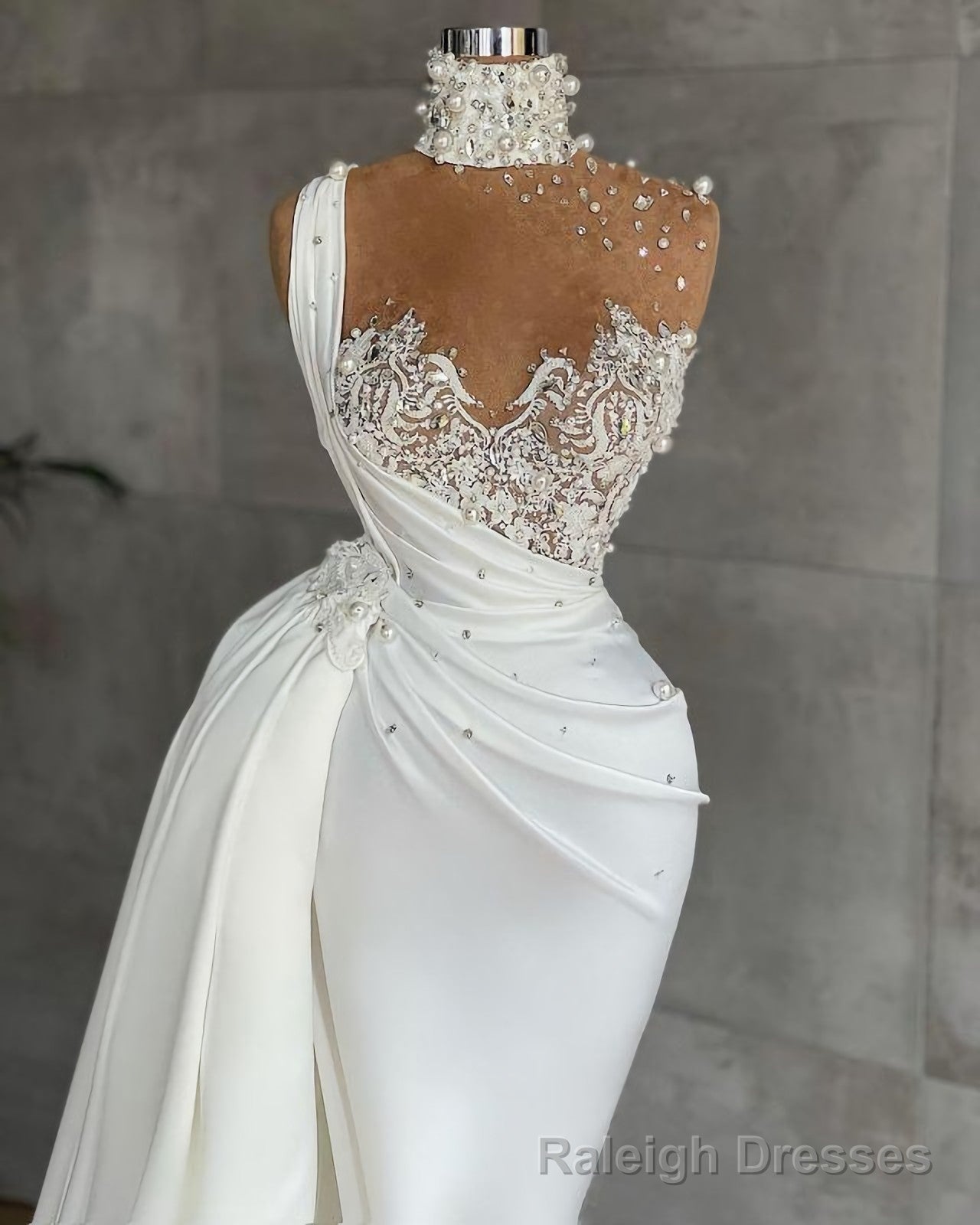 Luxury White Satin One Shoulder Beading Appliques Mermaid Prom Dresses Secondary image