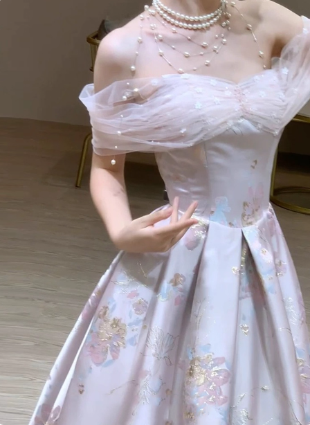 Dreamy Lavender Gray Pink A-Line Off-The-Shoulder Printed Satin Long Formal Prom Dress