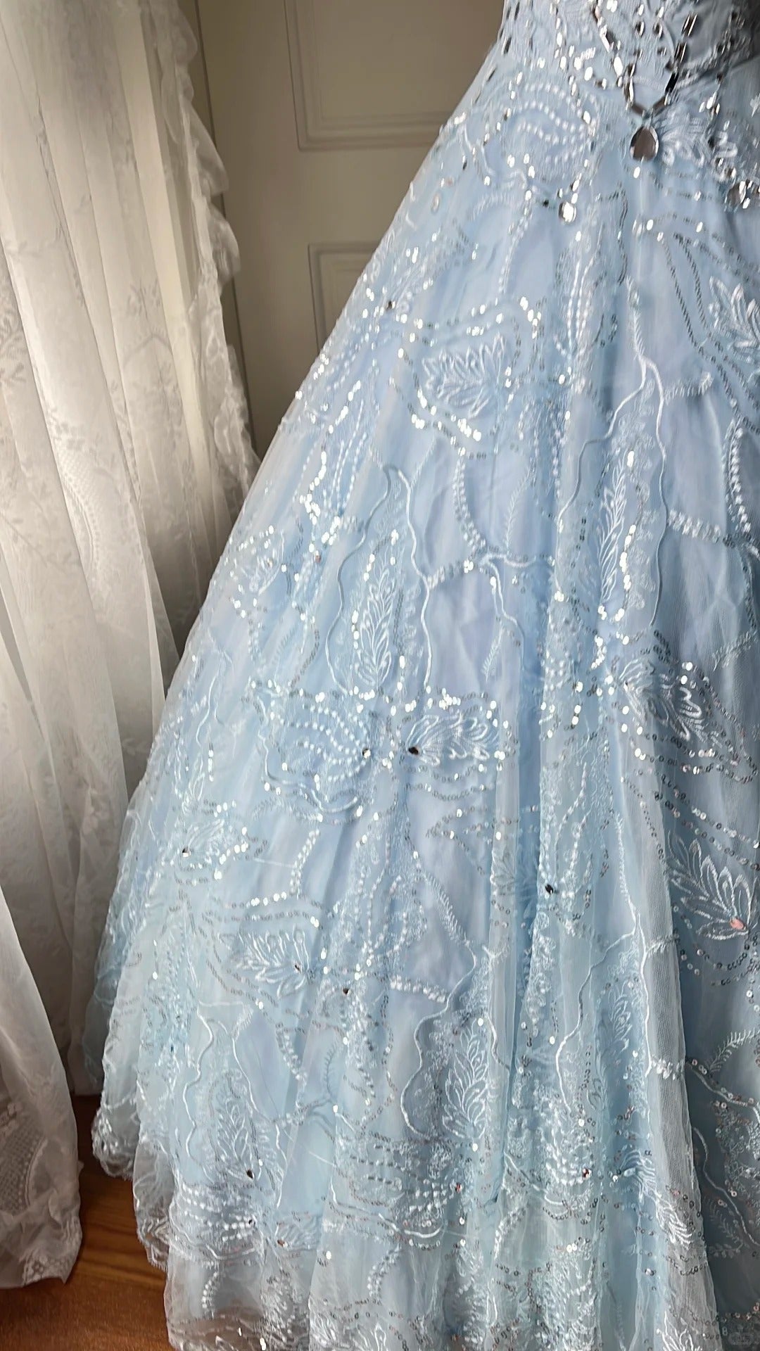 Dreamy Light Blue V-Neck Rhinestone Tulle Long Formal Prom Dress