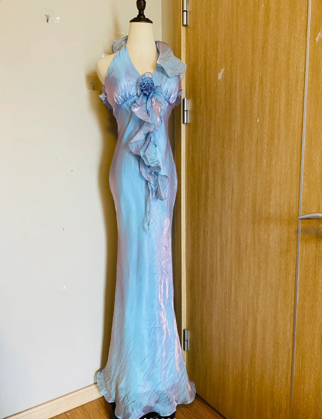 Dreamy Mermaid 3D Floral Ruffle Halter Neck Satin Long Formal Prom Dress