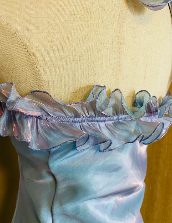 Dreamy Mermaid 3D Floral Ruffle Halter Neck Satin Long Formal Prom Dress