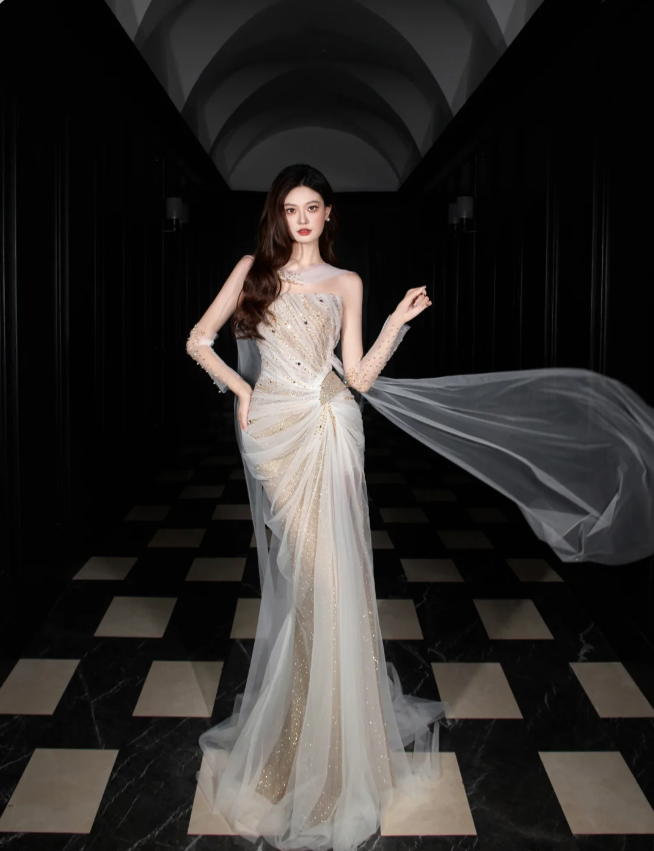 Dreamy Mermaid Strapless High-Slit Rhinestone Tulle Long Formal Prom Dress