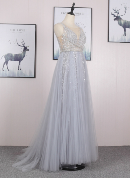 Dreamy Princess A-Line V-Neck Train Sequin Tulle Formal Prom Dress Secondary image