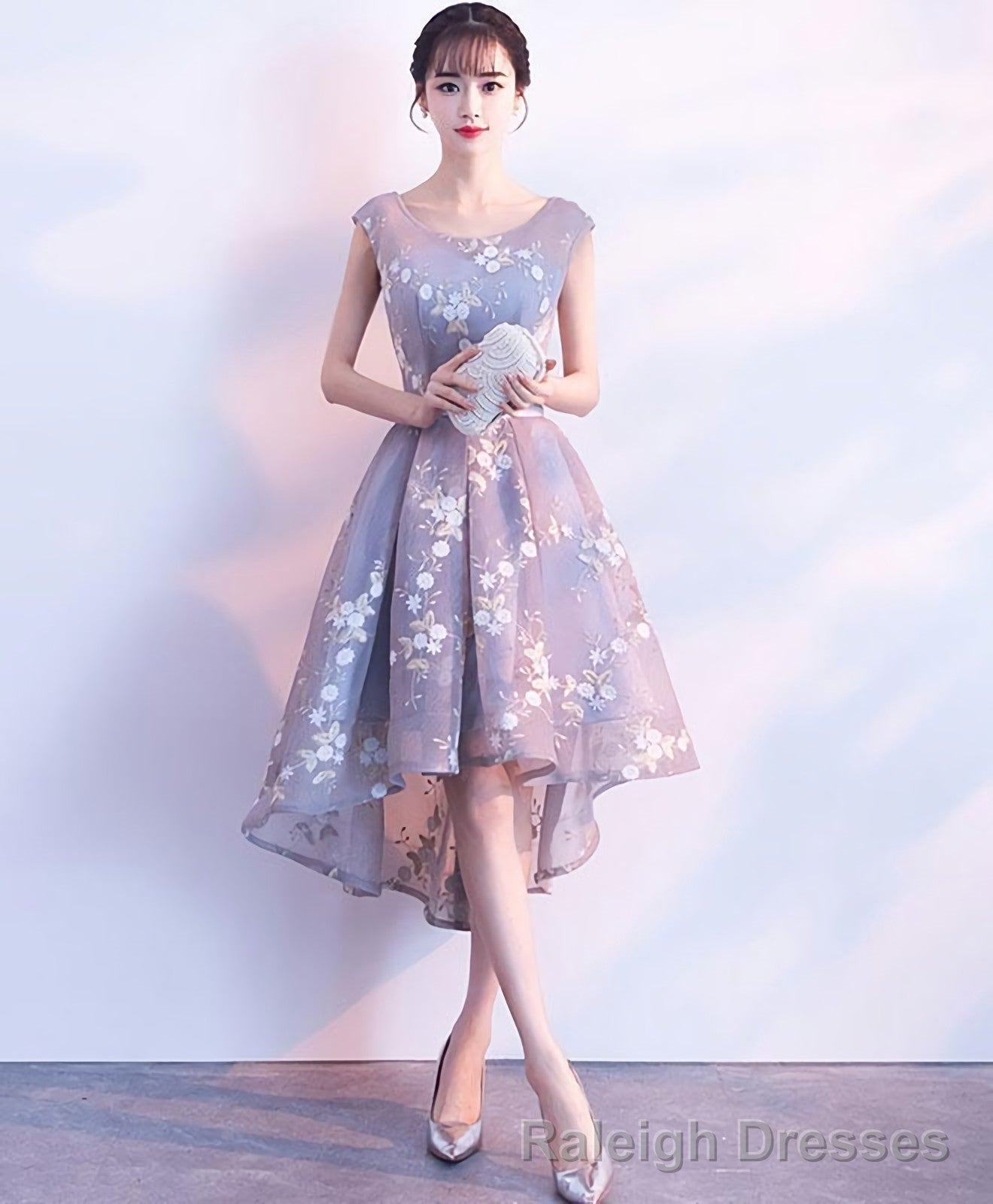 Cute Lace Round Neck Short Prom Dress Homecoming Dress